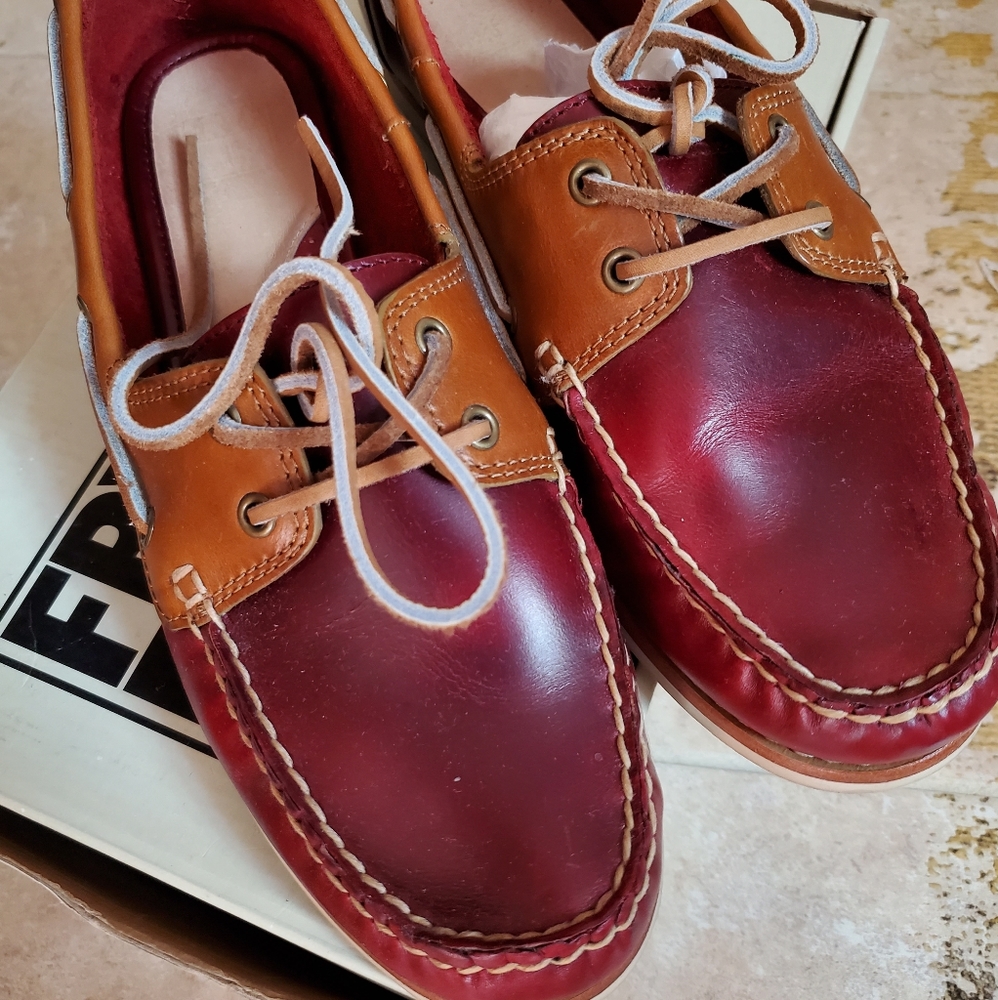 Frye Quincy Boat Shoe Burgundy